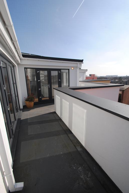 Radalco Apartments Hounslow Exterior photo