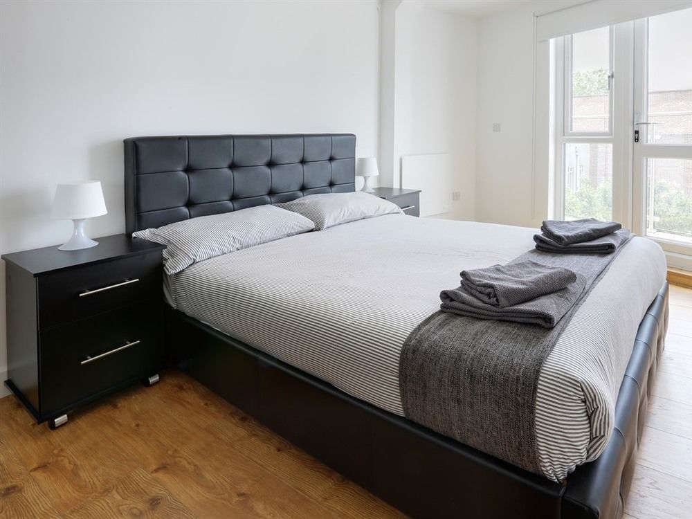 Radalco Apartments Hounslow Exterior photo