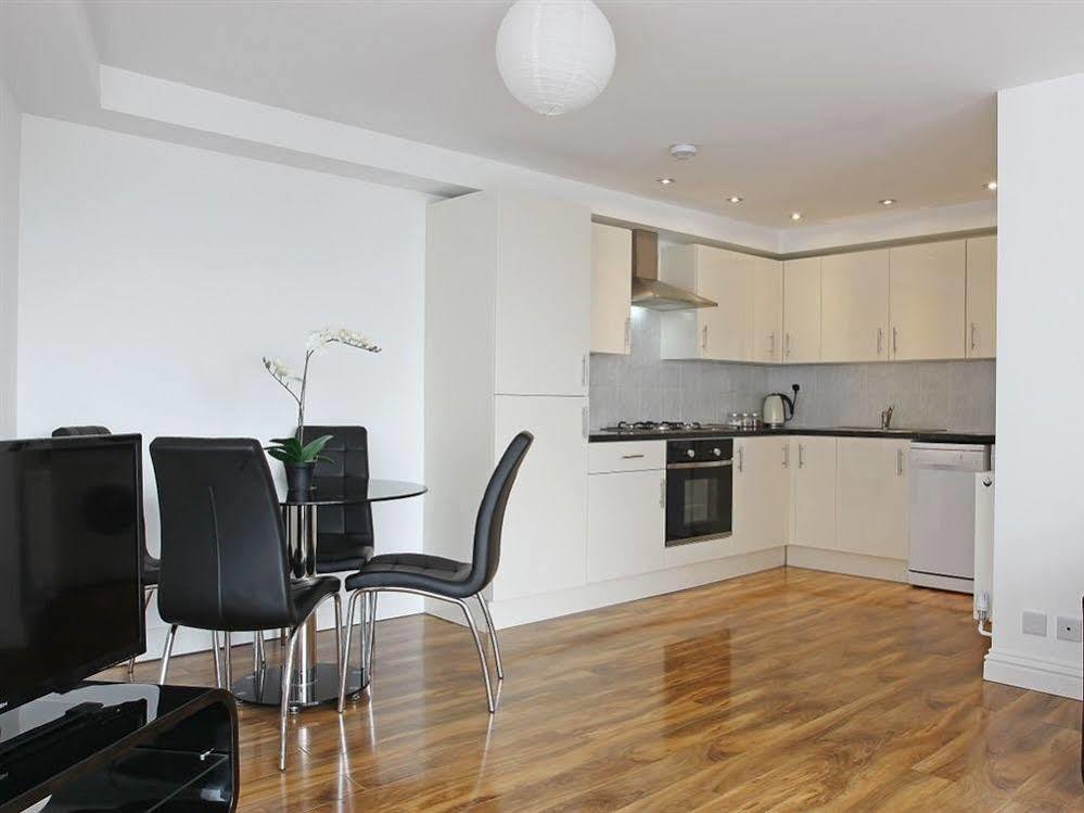 Radalco Apartments Hounslow Exterior photo