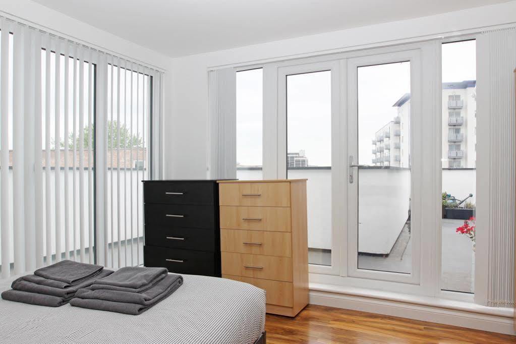 Radalco Apartments Hounslow Exterior photo