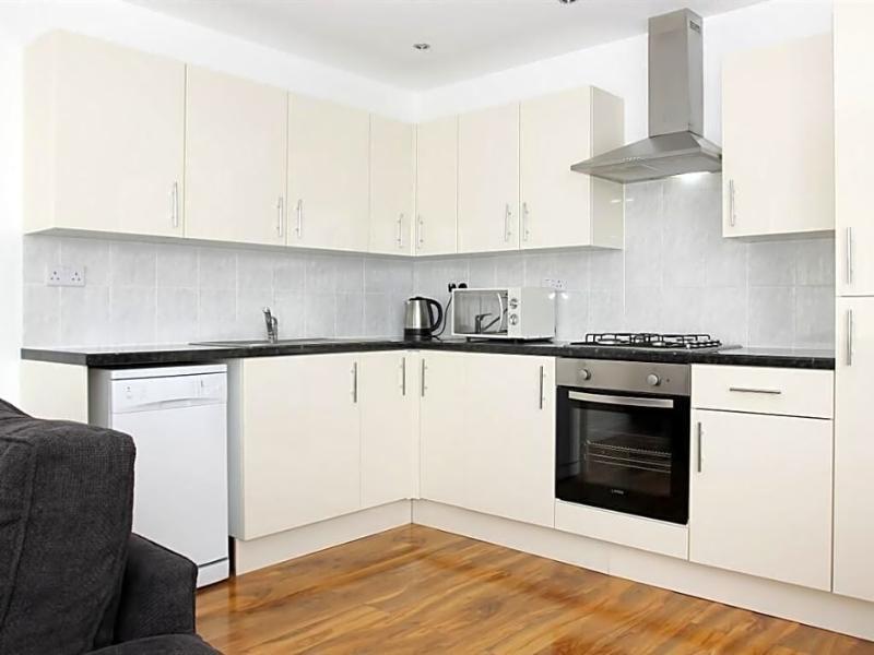 Radalco Apartments Hounslow Exterior photo