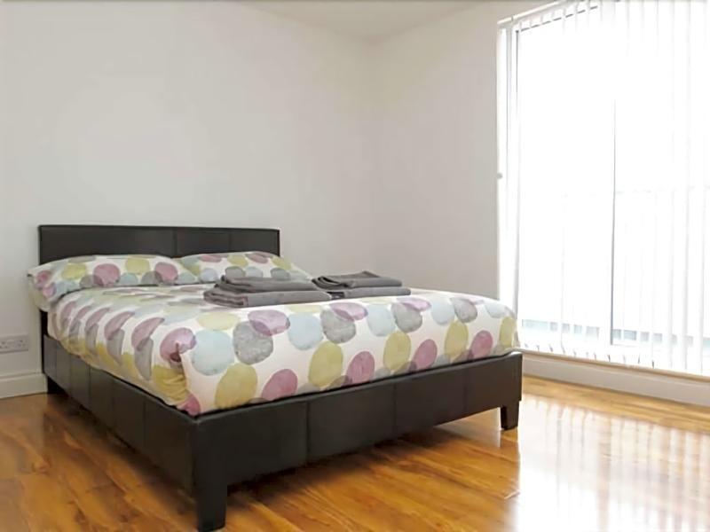 Radalco Apartments Hounslow Exterior photo