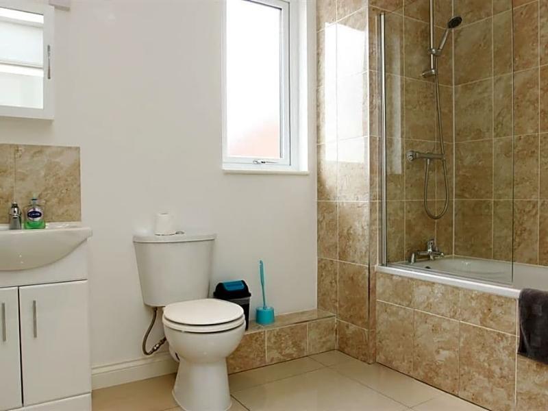 Radalco Apartments Hounslow Exterior photo